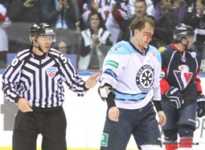 Slovan Bratislava - Sibir Novosibirsk KHL Saison 2014/2015  Oleg Gubin #22