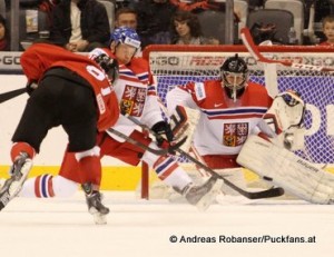 IIHF World Junior Championship 2015 Tschechien - Schweiz Luca Fazzini #21, Vitek Vanecek#2 © Andreas Robanser/Puckfans.at