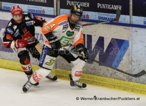 Graz 99ers - HC Innsbruck Matt SIDDALL (Innsbruck) & Matt KELLY (Graz 99ers) © Werner Krainbucher/Puckfans.at