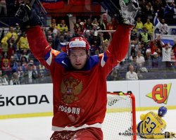 IIHF World Championship 2015 1/4 Finale SWE - RUS Vladimir Tarasenko #91, Oliver Ekman Larsson #23 © Andreas Robanser/Puckfans.at 