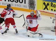 IIHF World Championship 2015 1/2 Finale CAN - CZE  Petr Koukal #42, Ondrej Pavelec #31, Sidney Crosby #87 © Andreas Robanser/Puckfans.at 