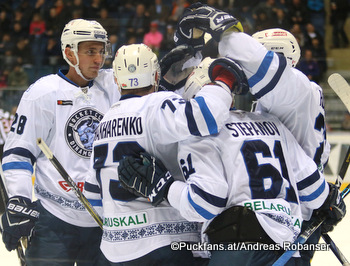 Dinamo Minsk Season 2018-2019 Patrick Wiercioch #28, Dmitri Znakharenko #73, Stepanov #61 ©Puckfans.at/Andreas Robanser