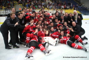 Memorial of Ivan Hlinka 2014  Team Canada ©Puckfans.at/Andreas Robanser 