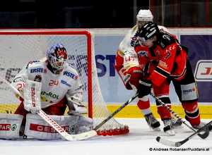 HC Orli Znojmo - HCB Südtirol Ondrej Fiala  #67, Jaroslav Hübl #24