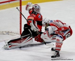 HC Orli Znojmo - EC KAC 25.11.2015 EBEL Saison 14/15 Tomas Tomek  #29, Jamie Lundmark #74