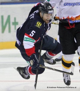 Jonathan Sigalet  #5 Slovan Bratislava KHL saison 2014/15 © Andreas Robanser/Puckfans.at 