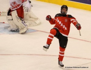 World Junior Championship 2015  1/4 Finale DEN - CAN Connor McDavid  #17 © Andreas Robanser/Puckfans.at 