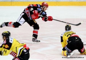 Vienna Capitals - HC Innsbruck EBEL Saison 2014/2015 Patrick Peter  #14, Andreas Valdix  #12, Sven Klimbacher #29