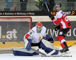 Österrreich - Ungarn Testspiel Miklos Rajna #30, Raphael Herburger #89 © Andreas Robanser/Puckfans.a