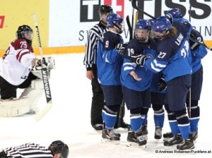 IIHF U18 World Championship LAT - FIN Gustavs Davis Grigals #29, Jonne Tammela #19,  Vili Saarijärvi #9, Patrik Laine #27, © Andreas Robanser/Puckfans.at 