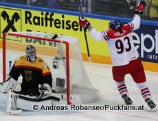 IIHF World Championship 2015 Preliminary Round GER - CZE Timo Pielmeier #51, Jakub Voracek #93 © Andreas Robanser/Puckfans.at