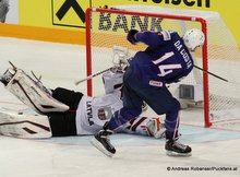 IIHF World Championship 2015 Preliminary Round LAT - FRA Stéphane Da Costa #14, Edgars Masalskis #31 © Andreas Robanser/Puckfans.at 