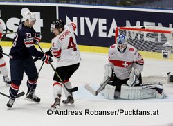 IIHF World Championship 2015 1/4 Finale USA - SUI Charlie Coyle #33, Patrick Geering #4, Reto Berra #20 © Andreas Robanser/Puckfans.at 