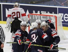 IIHF World Championship 2015 1/4 Finale USA - SUI Charlie Coyle #33, Jake Gardiner #51, Seth Jones #3 Reto Berra #20 © Andreas Robanser/Puckfans.at