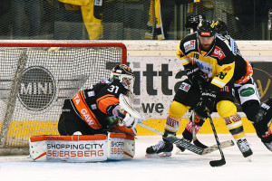 Vienna Capitals - Graz 99ers Sebastian Dahm #31, Andreas Nödl #28 Copyright: Andreas Urban