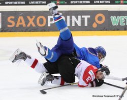 IIHF U20 World Championship Div I Group A Albert Schultz-Eishalle ITA - AUT WINKLER Dario #16 Andreas Robanser/IIHF.com