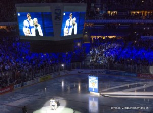 Ehrung von Teemu Selänne  Hartwall Arena  ©Pascal Zingg/Hockeyfans.ch