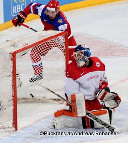 IIHF World Junior Championship 2016 Finland/Helsinki, Hartwall Arena Quarterfinal RUS - DEN Thomas Lillie #31, Ivan Provorov #9 ©hockeyfans.ch/Andreas Robanser