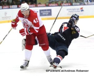 Slovan Bratislava - Vityaz Podolsk KHL Saison 2015-16 Slofnaft Arena Bratislava Anton Korolyov  #42, Andrej Stastny #59 ©Puckfans.at/Andreas Robanser