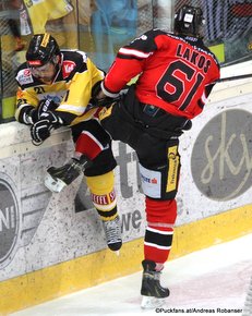 Vienna Capitals - HC Orli Znojmo Albert Schultz Halle EBEL Saison 2015-16 Derek Whitmore #21, André Lakos #61 ©Puckfans.at/Andreas Robanser