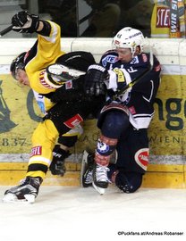 EBEL 1/4 Finale Game 3:  Vienna Capitals - EC VSV Matt Kelly 44 ©Puckfans.at/Andreas Robanser