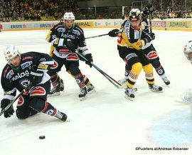 EBEL 1/4 Finale Game 5: Vienna Capitals - EC VSV Nico Brunner #20 ©Puckfans.at/Andreas Robanser