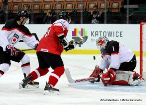 IIHF World Championship Division I AUT - JAP Manuel Geier #21, Takuto Onoda #1 ©Det MacRossi / Micha Karlsdottir