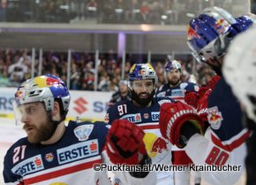 EBEL Final, Game 5 EC Red Bull Salzburg - HC Orli Znojmo Brett Sterling #21, Dominique Heinrich #91, Zdenek Kutlak #80 ©Puckfans.at/Werner Krainbucher
