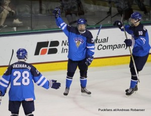 2016 IIHF U18 World Championship 1/4 Final FIN - RUS Ralph Engelstad Arena, Grand Forks Henri Jokiharju #28, Eeli Tolvanen #20, Kristian Vesalainen #10 ©hockeyfans.ch/Andreas Robanser