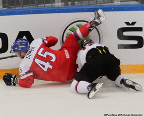 2016 IIHF World Championship Russia, Ice Palace, Moscow LAT - CZE Radim Simek #45, Kristaps Sotnieks #11 ©Puckfans.at/Andreas Robanser