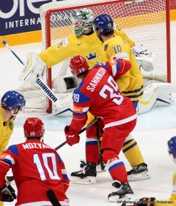 2016 IIHF World Championship Russia, VTB Ice Palace, Moscow RUS - SWE Jacob Markström #25, Johan Fransson #10, Stepan Sannikov #39, Sergei Mozyakin #10 ©Puckfans.at/Andreas Robanser