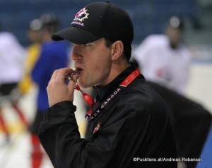 Ivan Hlinka Memorial 2016 Team Canada Head Coach Paul McFarland  ©Puckfans.at/Andreas Robanser