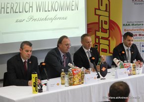 Pressekonferenz Vienna Capitals Albert Schultz Eishalle Serge Aubin, Hans Schmid, Franz Kalla, Christian Dolezal ©Puckfans.at/Andreas Robanser