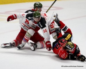 HC Orli Znojmo - HCB Südtirol Hannes Oberdörfer #44, Libor Sulak #88 ©Puckfans.at/Andreas Robanser