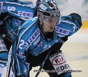 Fabio Hofer #23 EHC Black Wings Linz EBEL Saison 2016-17 ©Puckfans.at/Andreas Robanser