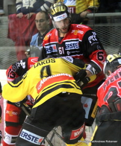 Vienna Capitals - HC Orli Znojmo Philippe Lakos #4, André Lakos #61 Albert Schultz-Eishalle ©Puckfans.at/Andreas Robanser