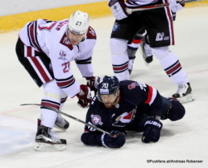 Slovan Bratislava - Dinamo Riga Oskars Cibulskis #27, Radek Smolenak #70 Slovnaft Arena ©Puckfans.at/Andreas Robanser