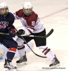 Sandis Smons #19 ; Latvia U18 IIHF U18 World Championship 2016 ©Puckfans.at/Andreas Robanser