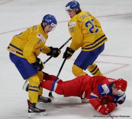 IIHF World Juniors Championship 2017 Bronze Medal Game SWE - RUS David Bernhardt #5, Lucas Carlsson #23, Kirill Kaprizov #7 Centre Bell, Montreal ©Puckfans.at/Andreas Robanser