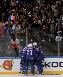 IIHF World Championship 2017 FIN - FRA Maurin Bouvet #23, Jonathan Janil #3 Paris, Bercy ©Puckfans.at/Andreas Robanser