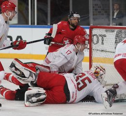 IIHF World Championship 2017 SUI - BLR homas Rüfenacht #9, Kevin Lalande #35, Yegor Sharangovich #17, Ilya Shinkevich #8  Paris, Bercy ©Puckfans.at/Andreas Robanser