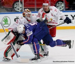 IIHF World Championship 2017 FRA - BLR Kevin Lalande #35, Teddy Da Costa #80, Alexander Pavlovich #71 Paris, Bercy ©Puckfans.at/Andreas Robanser