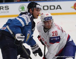 IIHF World Championship 2017 NOR - FIN Valtteri Filppula #51, Anders Bastiansen #20 Paris, Bercy ©Puckfans.at/Andreas Robanser