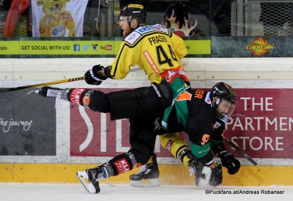 Vienna Capitals - Graz 99ers Jamie Fraser #44, Daniel Natter #94 Albert Schultz Halle ©Puckfans.at/Andreas Robanser