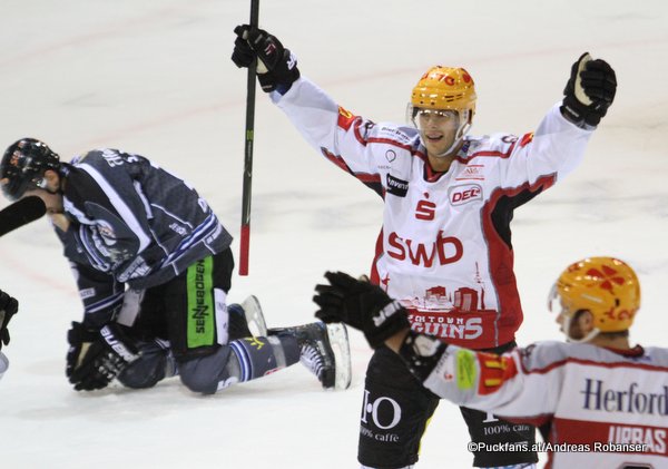 Straubing Tigers - Fischtown Pinguins Eisstadion am Pulverturm ©Puckfans.at/Andreas Robanser