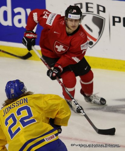 IIHF World Juniors 2018 André Heim #24, Axel Jonsson Fjällby #22 SWE - SUI Habor Center ©Puckfans.at/Andreas Robanser