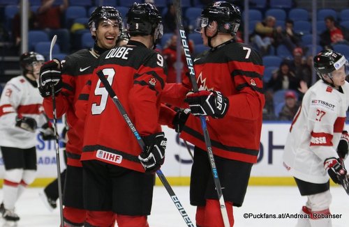 IIHF World Juniors 2018 Quarterfinal CAN - SUI Jordan Kyrou #25, Dillon Dubé #9, Cale Makar #7 Key Bank Center ©Puckfans.at/Andreas Robanser