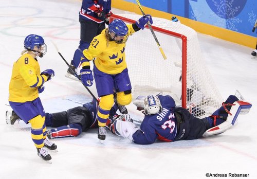 Olympic Winter Games Pyeongchang 2018 Women: SWE - COR Erica Udén Johansson #21, So Jung Shin #31, Annie Svedin #8 Kwandong Hockey Centre ©Andreas Robanser