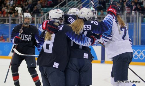 Olympic Winter Games Pyeongchang 2018 Women's Semifinals USA - FIN Emily Pfalzer  #8, Dani Cameranesi #24, Kacey Bellamy #22 Gangneung Hockey Centre ©Andreas Robanser