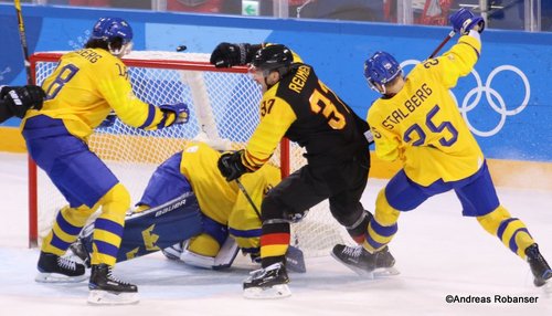 Olympic Winter Games Pyeongchang 2018 Men's Quarterfinals SWE - GER Dennis Everberg #18, Viktor Fasth #30, Patrick Reimer #37, Viktor Stålberg #25 Kwandong Hockey Centre ©Andreas Robanser